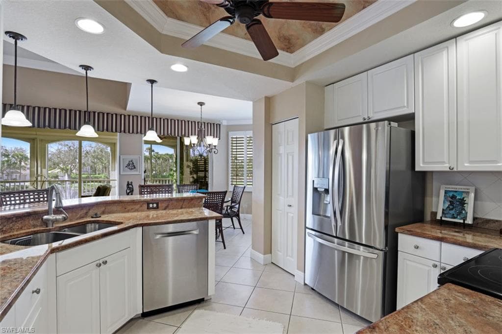 24381 Sandpiper Isle WAY 204 BONITA SPRINGS, FL 34134
