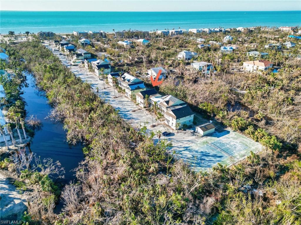 2840 W Gulf DR 42 SANIBEL, FL 33957