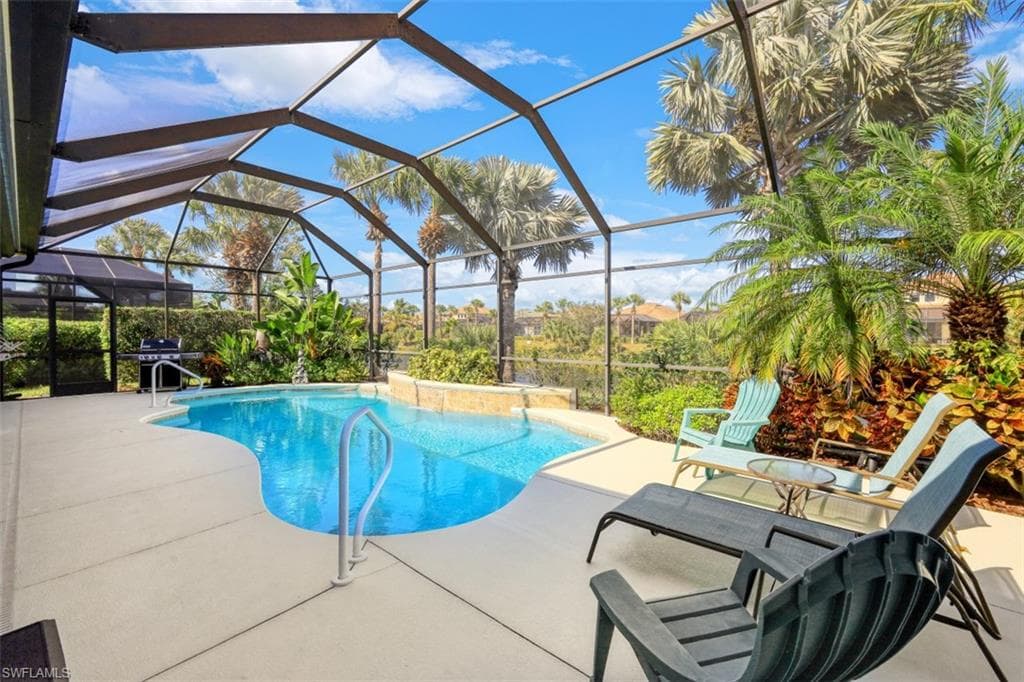 8219 Potomac LN NAPLES, FL 34104