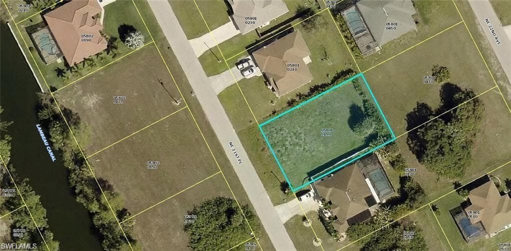 4137 NE 21st PL CAPE CORAL, FL 33909