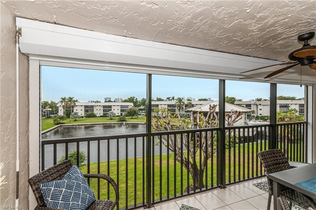 788 Park Shore DR B34 NAPLES, FL 34103