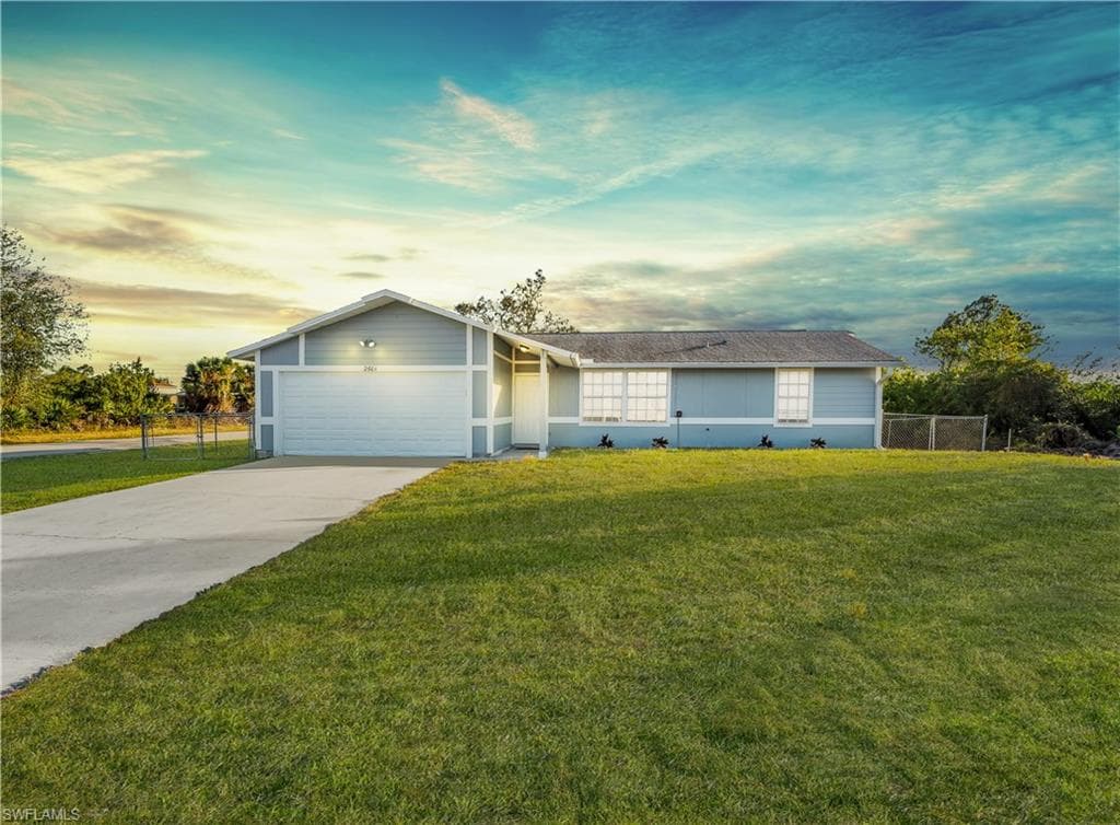 2601 22nd ST SW LEHIGH ACRES, FL 33976