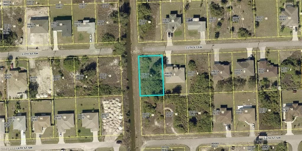 3919 13th ST SW LEHIGH ACRES, FL 33976