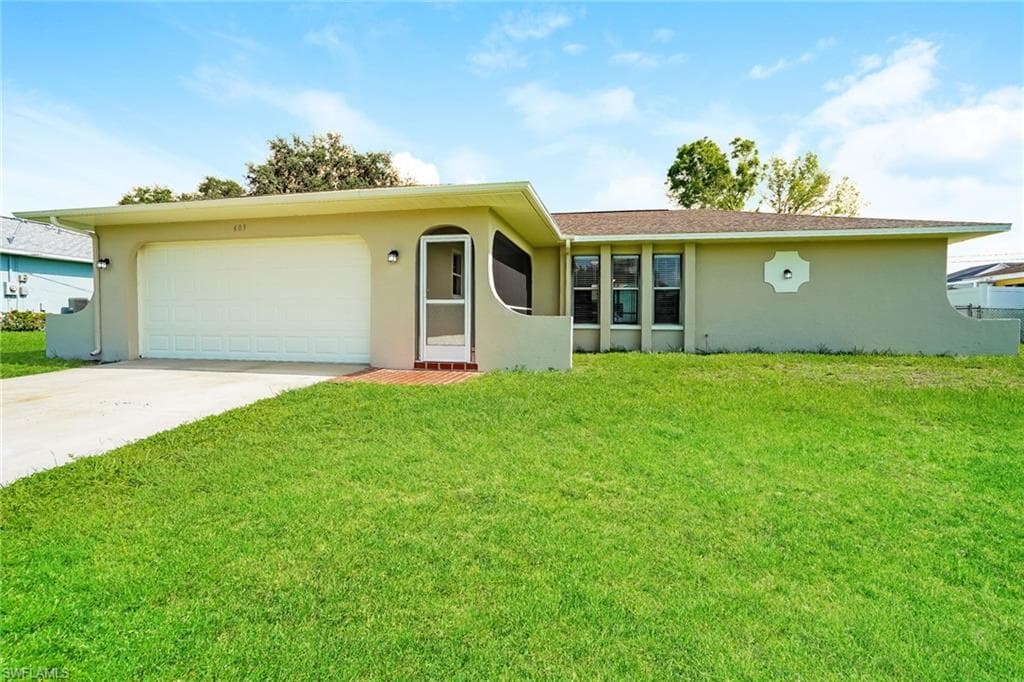 609 SE 25th TER CAPE CORAL, FL 33904