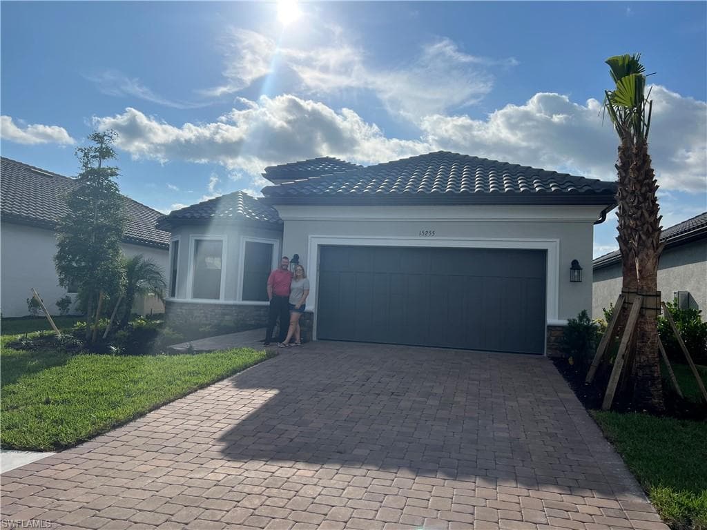 15255 15255 Arpino Court NAPLES, FL 34114