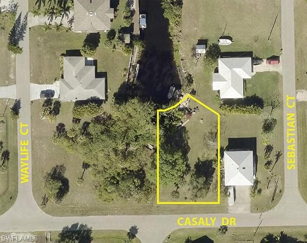 20625 Casaly DR ALVA, FL 33920