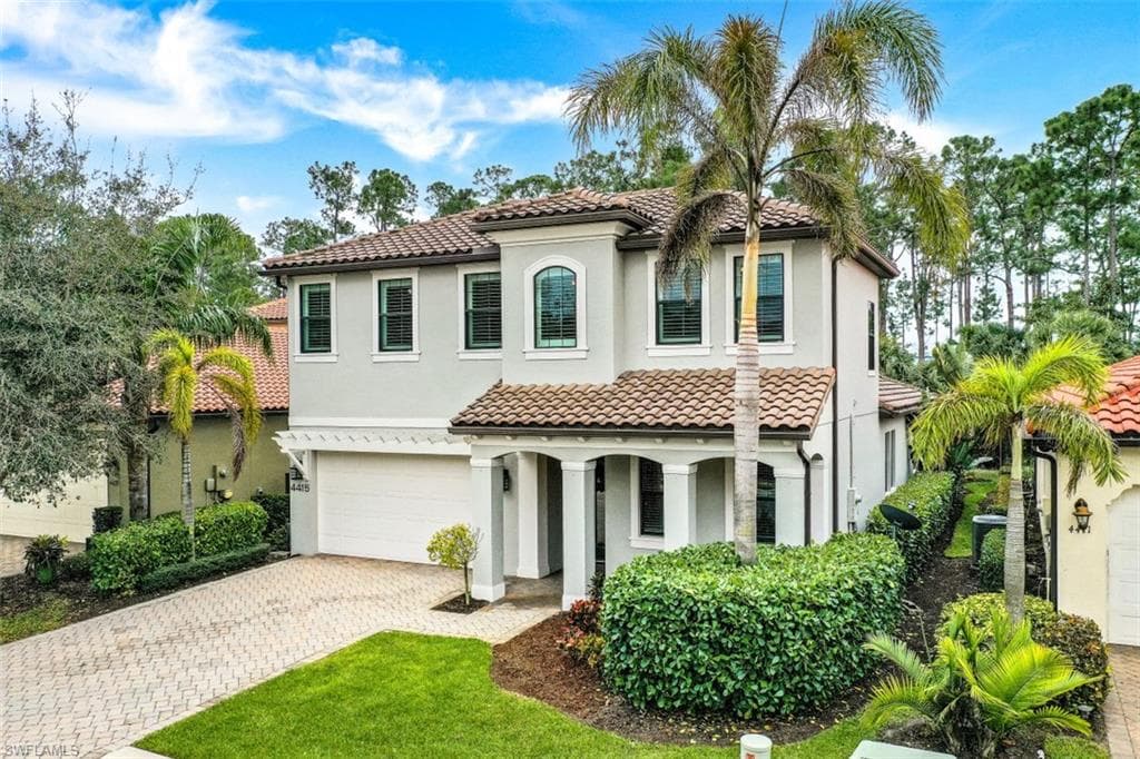 4415 Raffia Palm CIR NAPLES, FL 34119