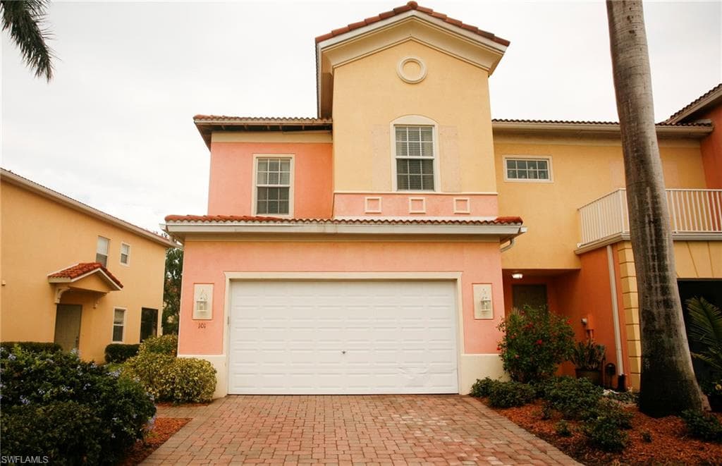 9810 Healthpark CIR 101 FORT MYERS, FL 33908