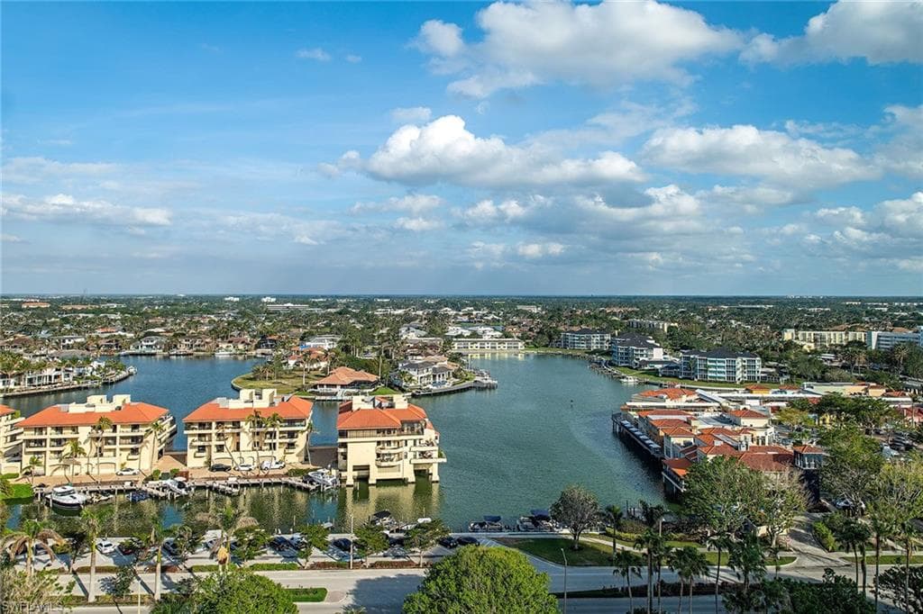 4201 Gulf Shore BLVD N 1601 NAPLES, FL 34103
