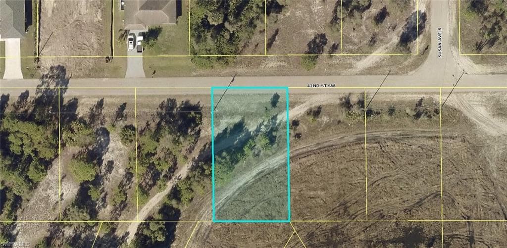 3505 42nd ST SW LEHIGH ACRES, FL 33976
