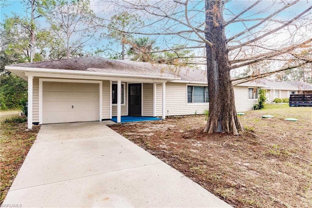 708 Lincoln AVE LEHIGH ACRES, FL 33972