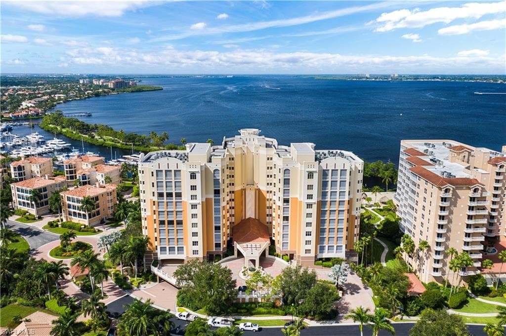 14270 Royal Harbour CT 321 FORT MYERS, FL 33908