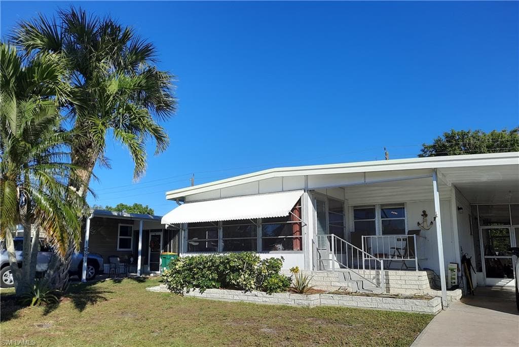 75 San Remo CIR NAPLES, FL 34112