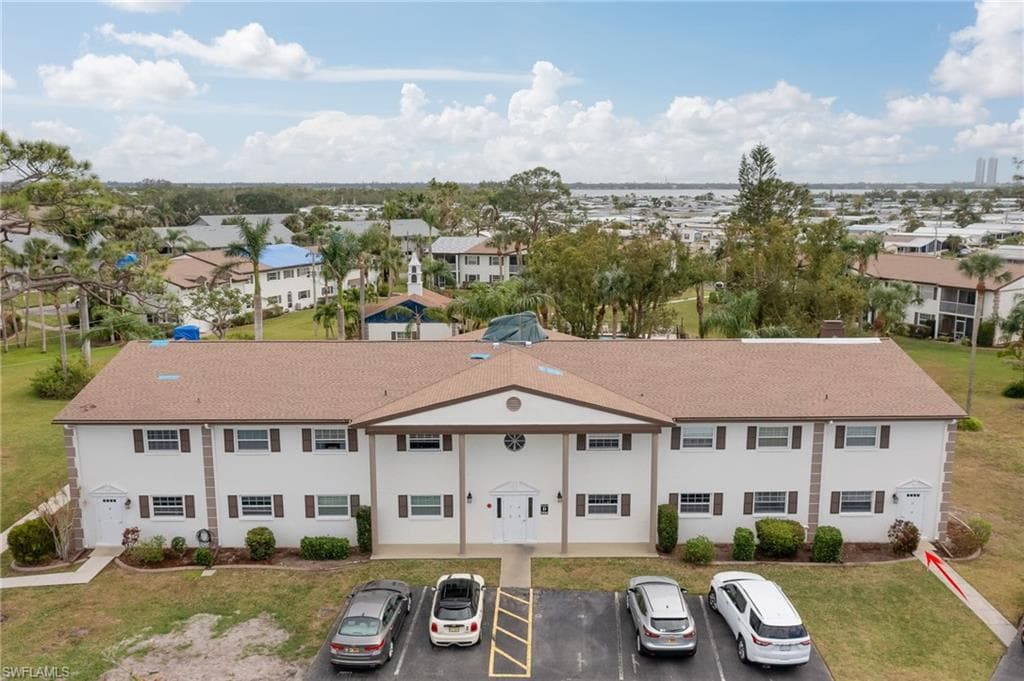 7031 New Post DR 5 NORTH FORT MYERS, FL 33917