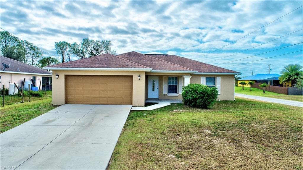 2519 36th ST SW LEHIGH ACRES, FL 33976