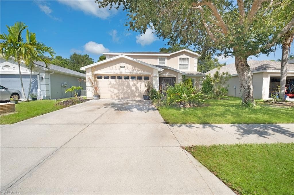 15081 Topsail CT NAPLES, FL 34119