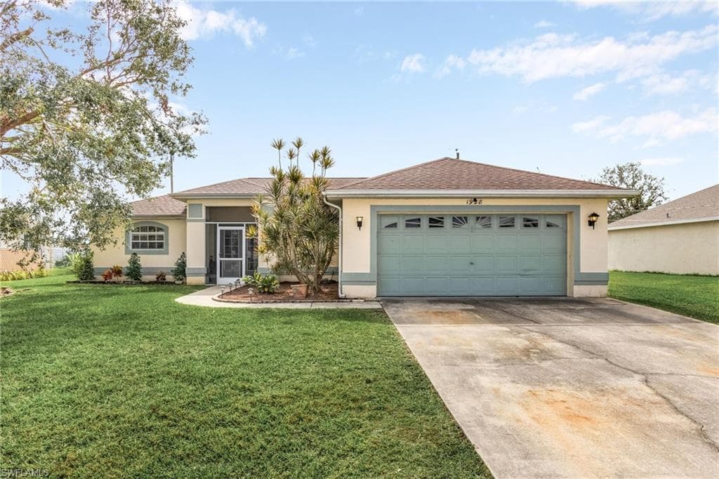 1928 NE 5th ST CAPE CORAL, FL 33909