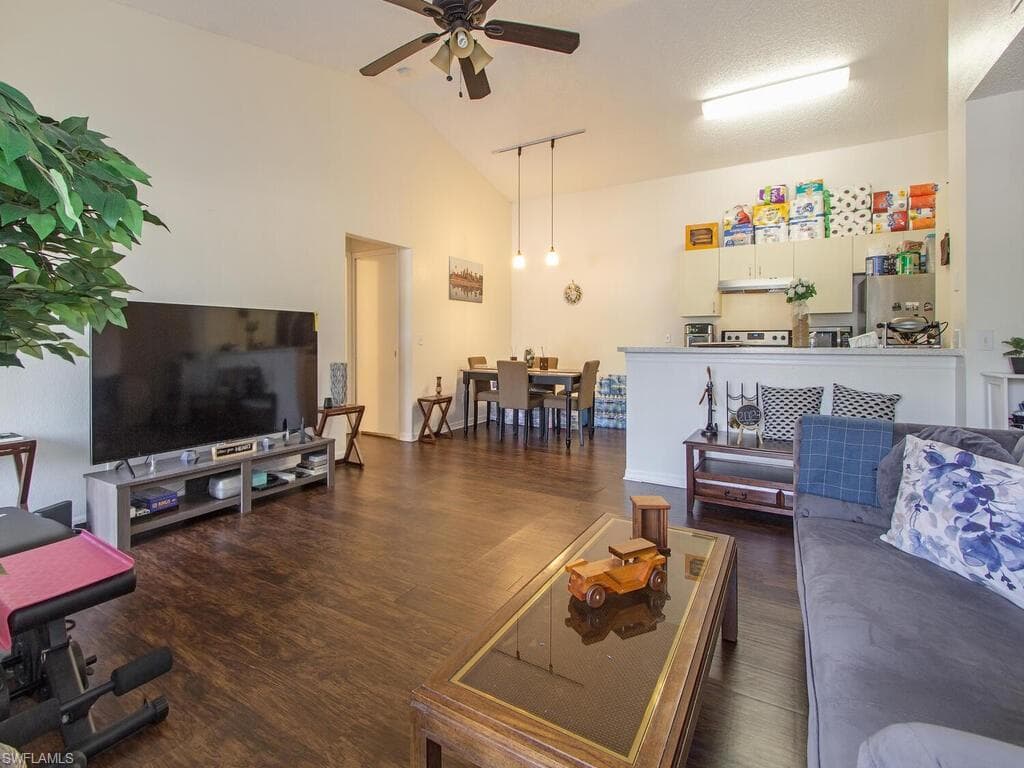2118 Arbour Walk CIR 2824 NAPLES, FL 34109
