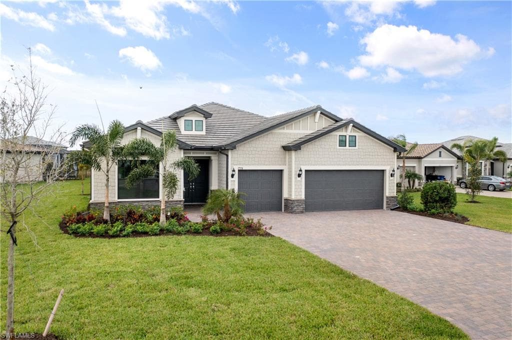 17574 Ashcomb WAY ESTERO, FL 33928