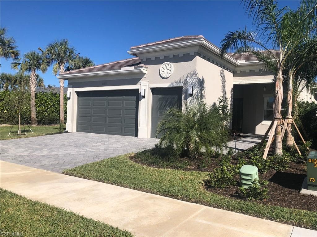 28613 Moraga LN BONITA SPRINGS, FL 34135