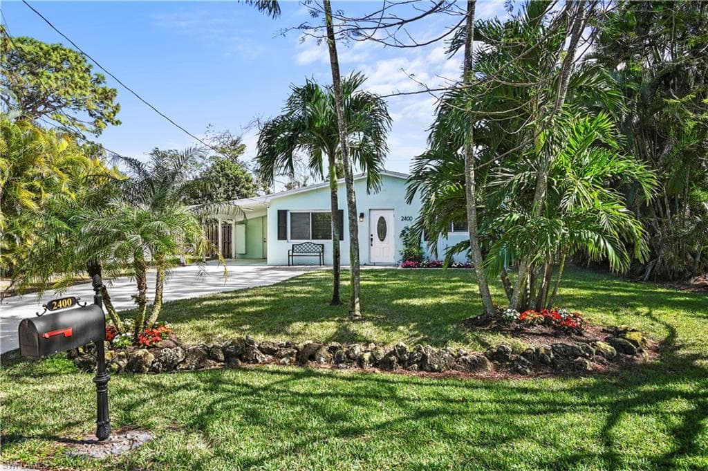 2400 14th ST N NAPLES, FL 34103