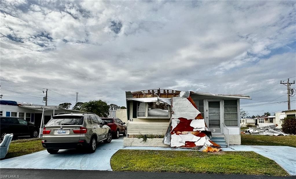 804 Homefolks ST NORTH FORT MYERS, FL 33917