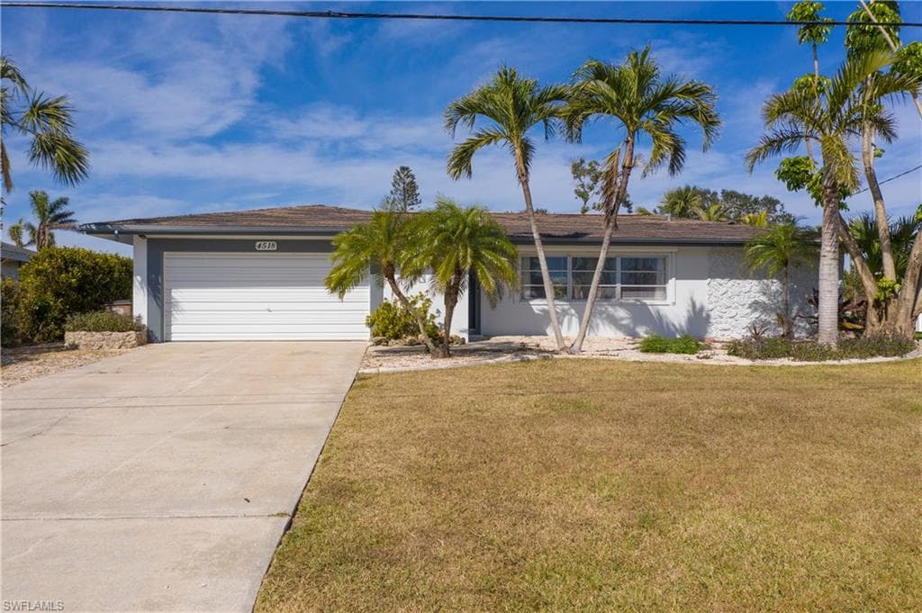 4518 SE 6th CT CAPE CORAL, FL 33904