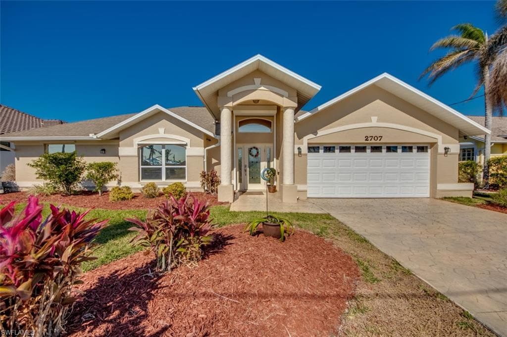 2707 SW 35th LN CAPE CORAL, FL 33914