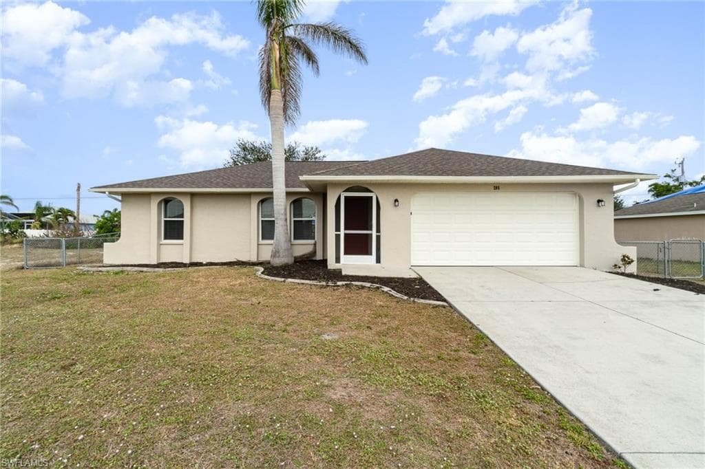 205 22nd ST CAPE CORAL, FL 33991