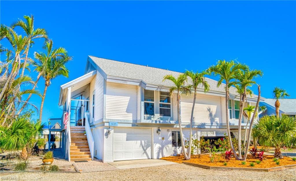1440 Sandpiper CIR SANIBEL, FL 33957