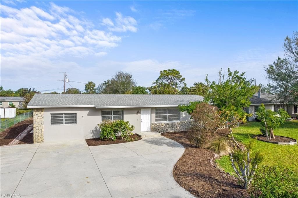 13020 Tenth ST FORT MYERS, FL 33905