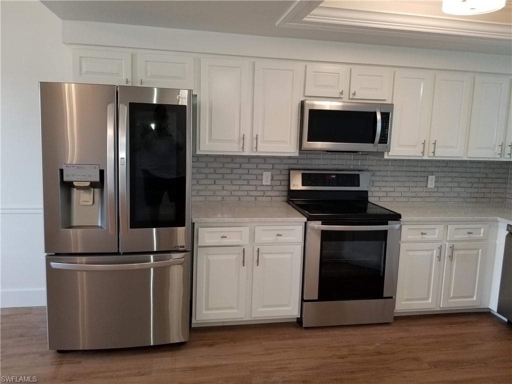 13105 Vanderbilt DR 502 NAPLES, FL 34110