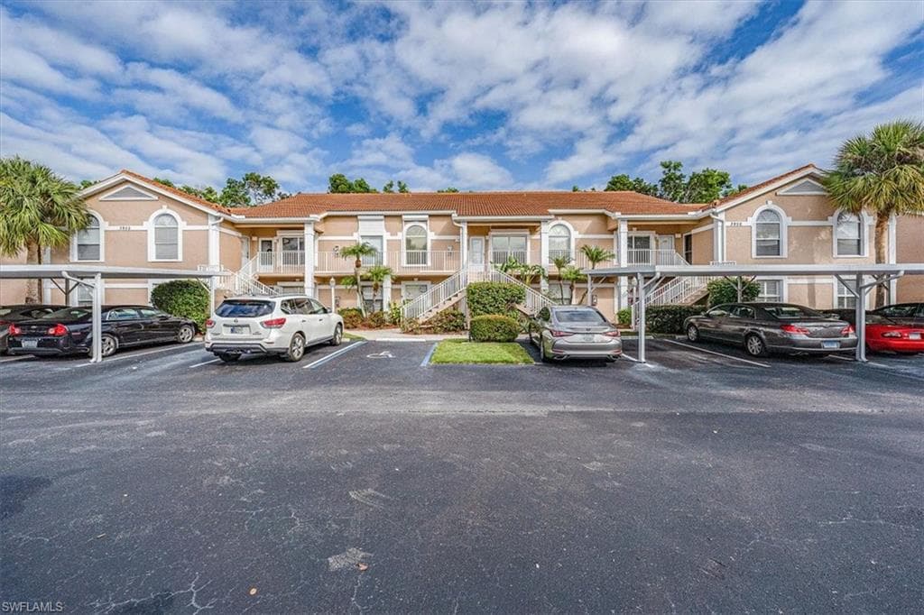 3950 Leeward Passage CT 105 BONITA SPRINGS, FL 34134