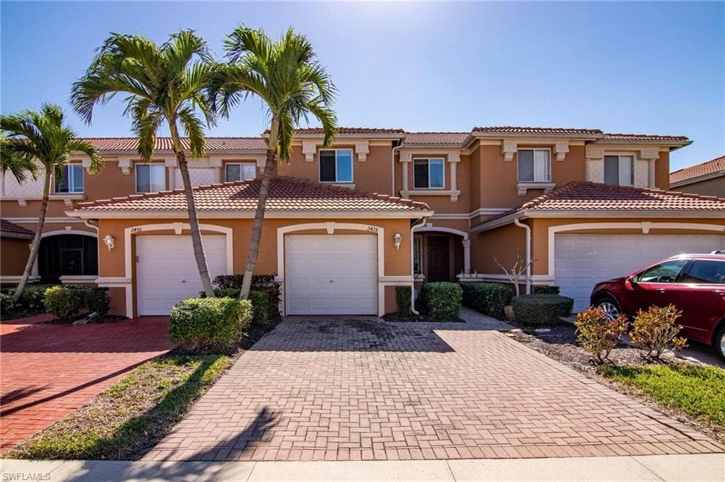 2428 Laurentina LN CAPE CORAL, FL 33909