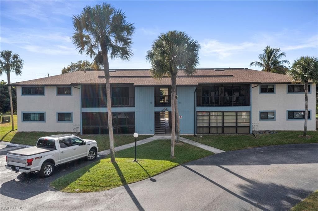 17424 Birchwood LN 6 FORT MYERS, FL 33908
