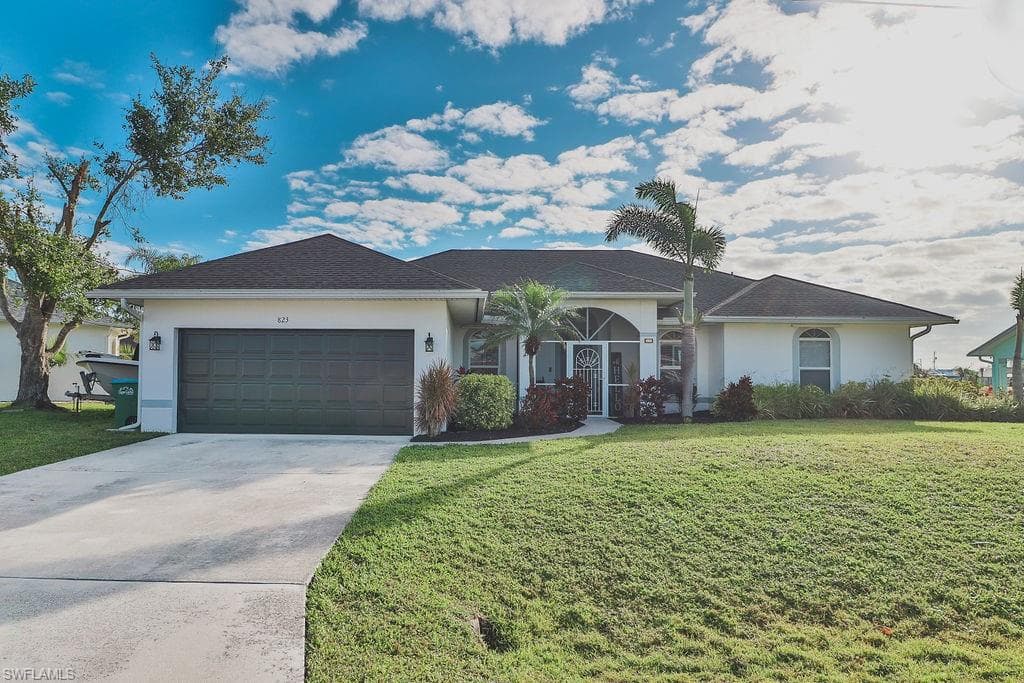 823 SE 3rd PL CAPE CORAL, FL 33990