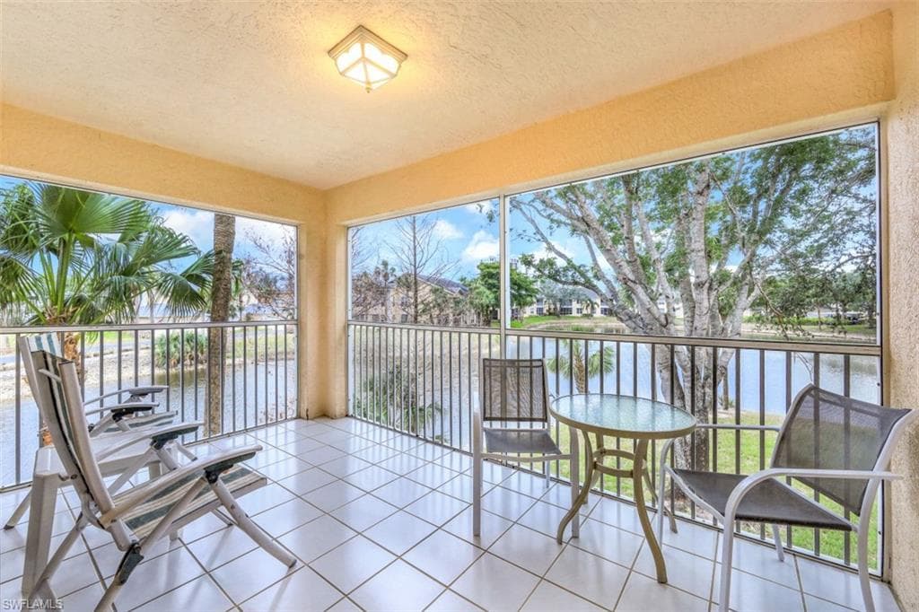 736 Wiggins Lake DR 201 NAPLES, FL 34110