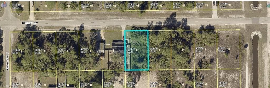 3709 40th ST SW LEHIGH ACRES, FL 33976