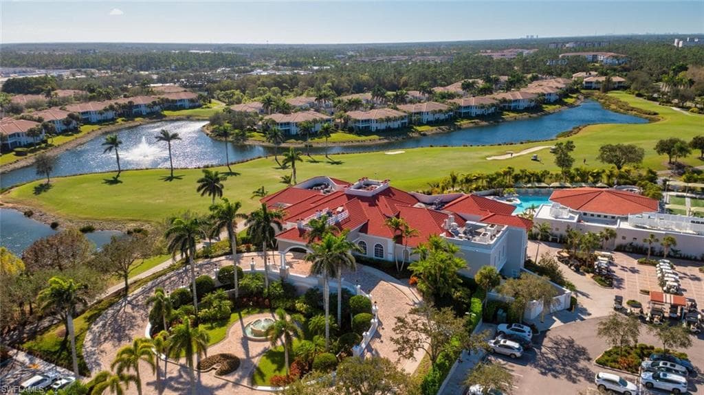 4685 Winged Foot CT 2-201 NAPLES, FL 34112