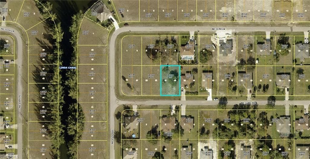 1509 NE 36th TER CAPE CORAL, FL 33909