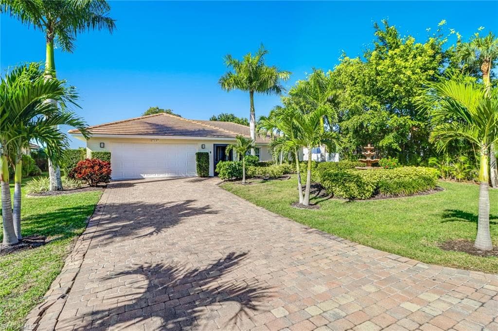 27137 Edenbridge CT BONITA SPRINGS, FL 34135