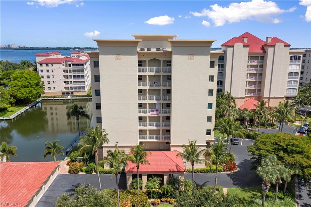 15140 Harbour Isle DR 302 FORT MYERS, FL 33908