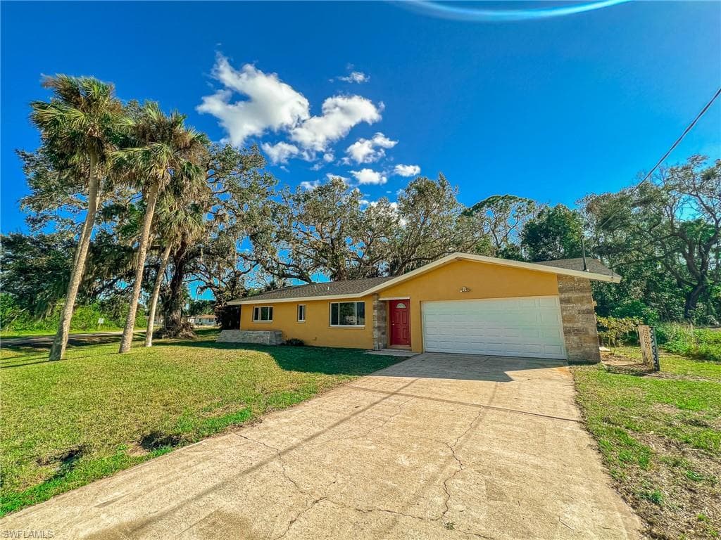 13201 Caribbean BLVD FORT MYERS, FL 33905