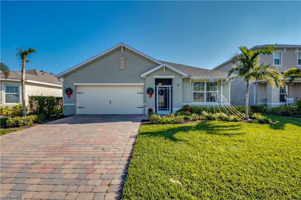 3405 Cancun CT CAPE CORAL, FL 33909