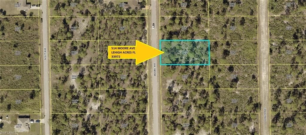 514 Moore AVE LEHIGH ACRES, FL 33972