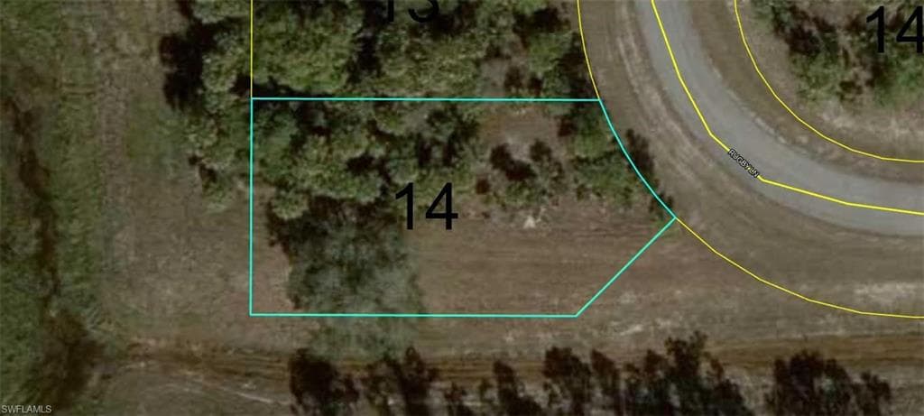 Rugby LN LABELLE, FL 33935