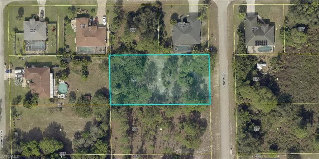 521 Canton AVE LEHIGH ACRES, FL 33972