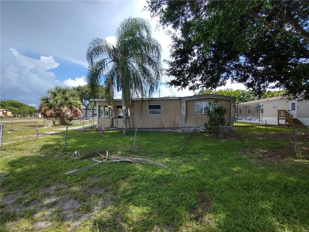 712 Maryland AVE CLEWISTON, FL 33440