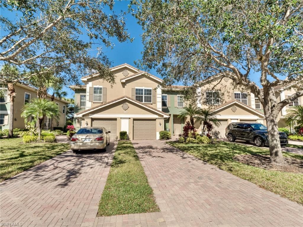 3211 Cottonwood BEND 702 FORT MYERS, FL 33905