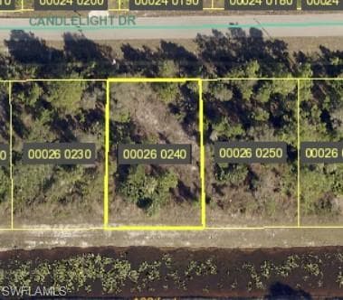 960 Candlelight DR LEHIGH ACRES, FL 33974